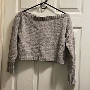Off the shoulder long sleeve